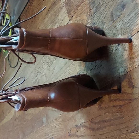 M&M 4 for $12 Shoes - Picture 4 of 10